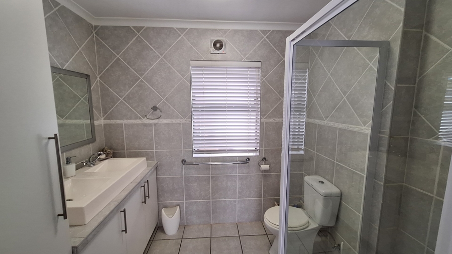6 Bedroom Property for Sale in Dwarskersbos Western Cape